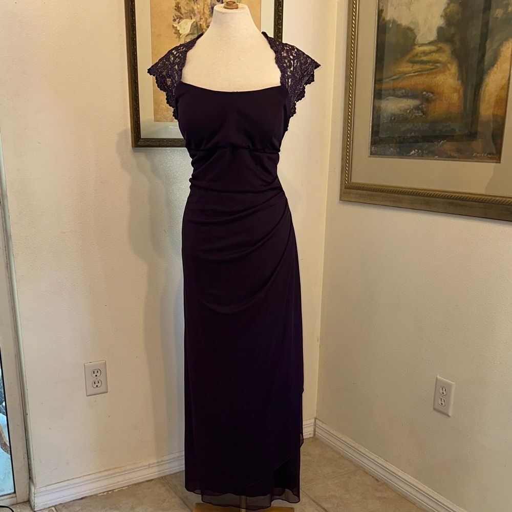 X BY XSCAPE Elegant Purple/Lace Evening Gown Size 14W